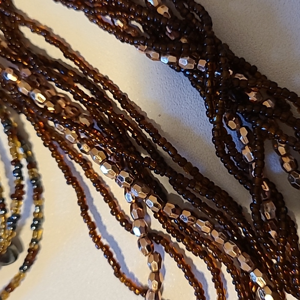 Jewlery and Craft Beads Bundle, Beads, and Necklaces - Picture 7 of 16